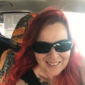 Meet your Posher, Dana